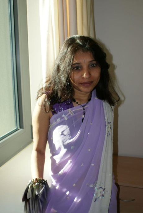 Indian MILF Kavya Sharma gets totally naked during solo action on a bed 73233283