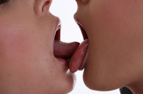 Lesbian girls Foxie & Francesca Di Caprio spread and toy twats after kissing 85469142
