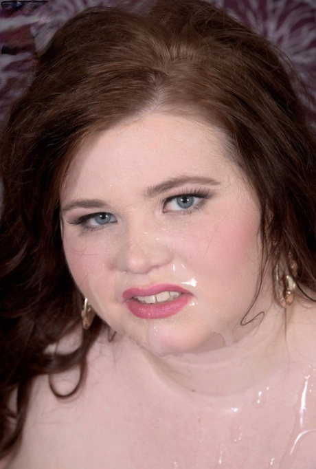 BBW bitch Savana Blue enjoys having a big cock between her boobs and in pussy 13167351